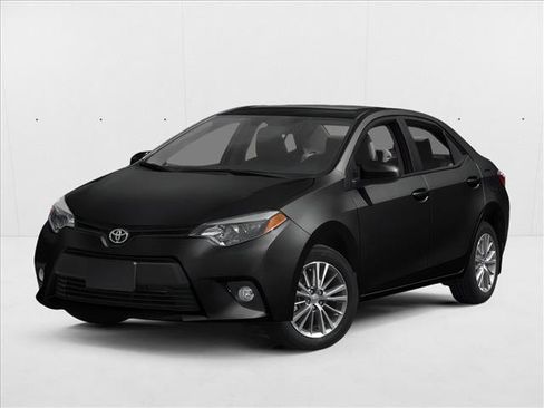 Used 2014 Toyota Corolla LE image 1