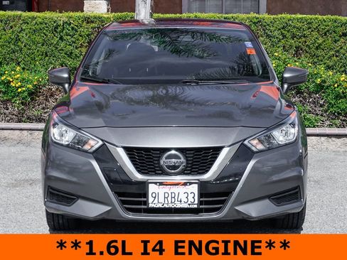 Used 2021 Nissan Versa SV image 3