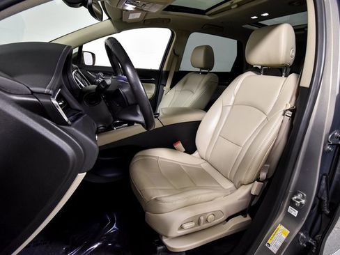 Used 2019 Buick Enclave Premium w/ Trailering Package, 5000 lbs. image 4