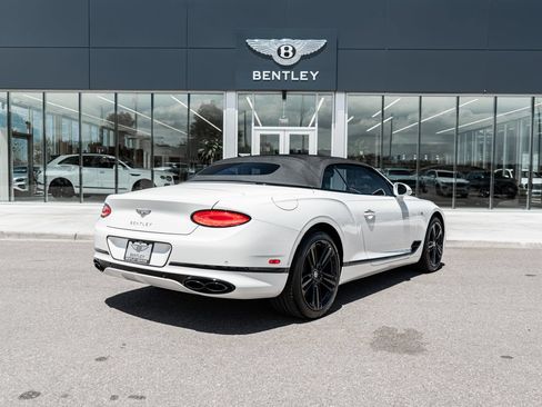 Certified 2022 Bentley Continental GT AWD/4WD image 3