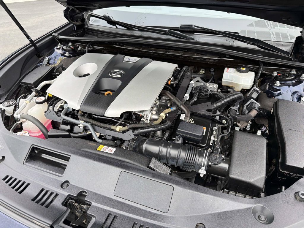 Used 2021 Lexus ES 300h w/ Accessory Package FWD image 23