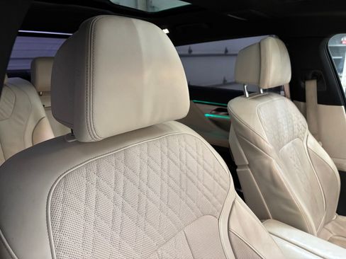 Used 2016 BMW 750i xDrive image 25