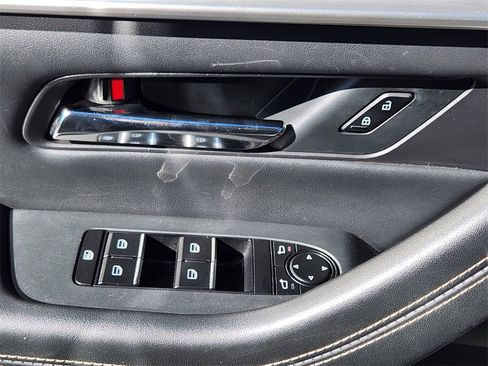 Used 2024 MAZDA CX-90 3.3 Turbo w/ Preferred Plus image 9