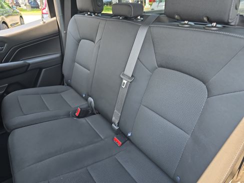 Used 2024 Chevrolet Colorado LT w/ LT Convenience Package II RWD image 14