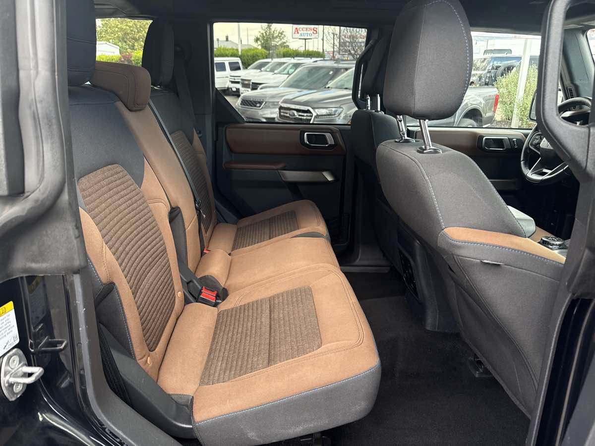 Used 2021 Ford Bronco Outer Banks AWD/4WD image 19