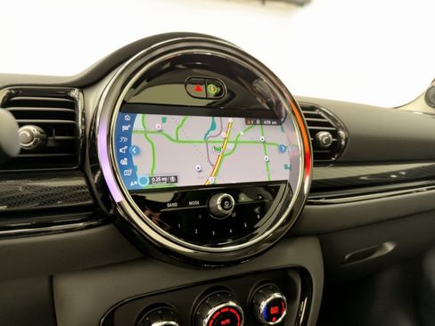 Used 2023 MINI Cooper Clubman S w/ Premium Package FWD image 23