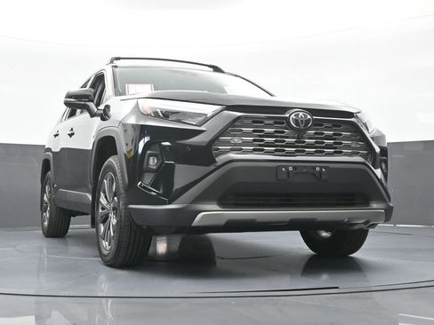 Used 2025 Toyota RAV4 Limited w/ Advanced Technology Package AWD/4WD image 61