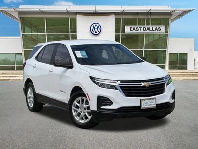 Used 2022 Chevrolet Equinox LS w/ LS Convenience Package