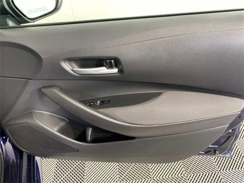 Used 2021 Toyota Corolla LE w/ Carpet Mat Package (TMS) image 23