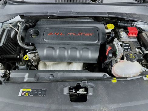 Certified 2022 Jeep Compass Latitude w/ Sun and Sound Group image 41