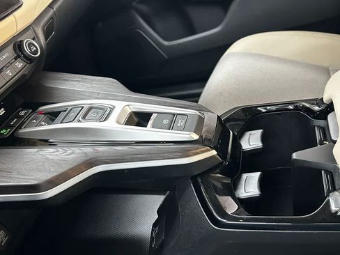 Used 2019 Honda Clarity Plug-In Hybrid image 18