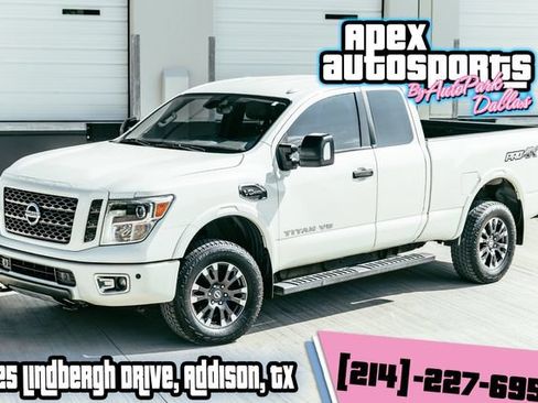 Used 2018 Nissan Titan PRO-4X w/ Pro-4x Convenience Package AWD/4WD image 1