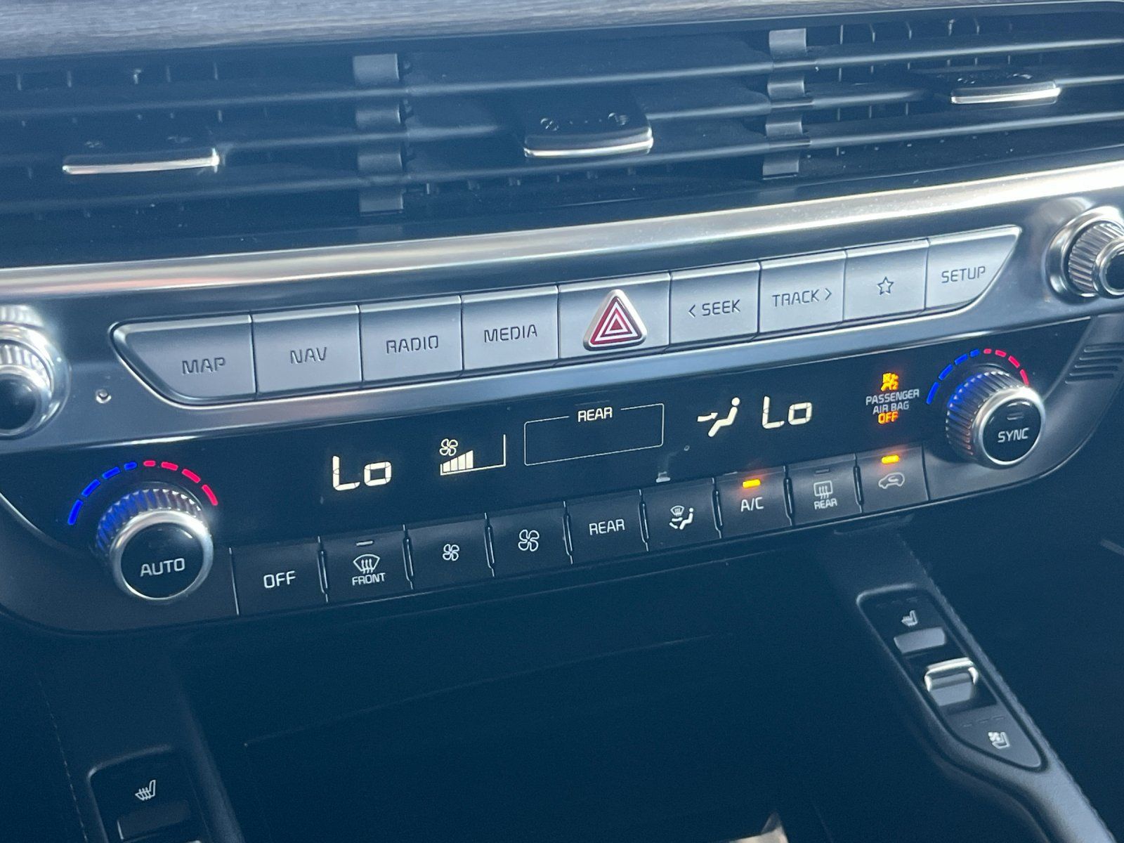 Used 2020 Kia Telluride EX w/ EX Premium Package FWD image 21