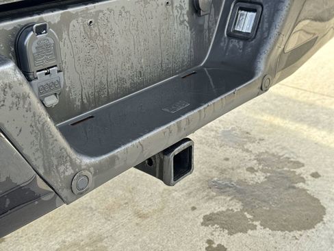 Certified 2020 Ford F150 XLT w/ Equipment Group 302A Luxury AWD/4WD image 38