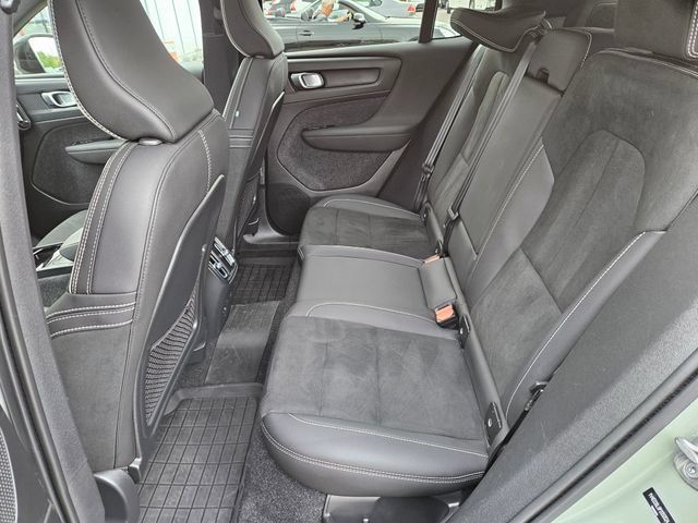 Certified 2023 Volvo C40 P8 Recharge Plus w/ Climate Package AWD/4WD image 14