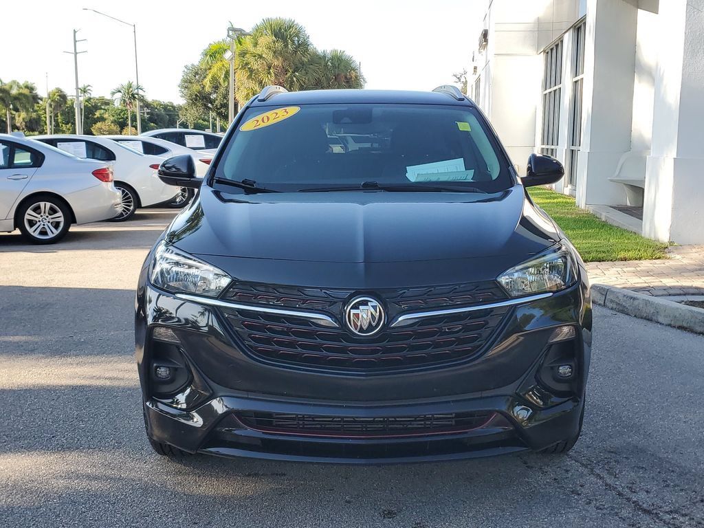 Used 2023 Buick Encore GX Select w/ Sport Touring Package FWD image 8