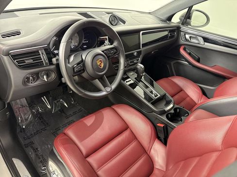 Certified 2023 Porsche Macan S w/ Premium Package Plus AWD/4WD image 4