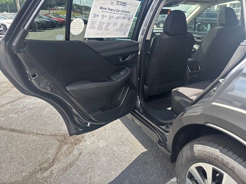 New 2025 Subaru Outback Premium image 29