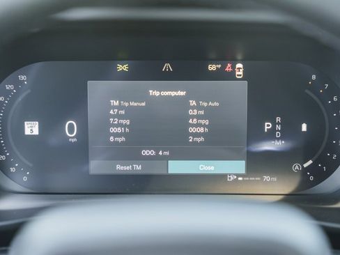 New 2026 Volvo XC40 B5 Plus w/ Protection Package Premier image 43