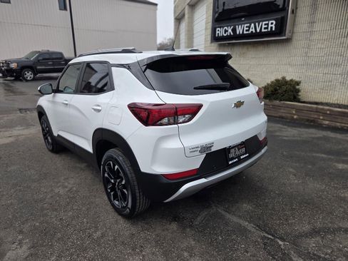 Used 2023 Chevrolet TrailBlazer LT w/ Convenience Package image 8
