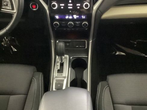 Certified 2022 Subaru Ascent Premium w/ Convenience Package image 20