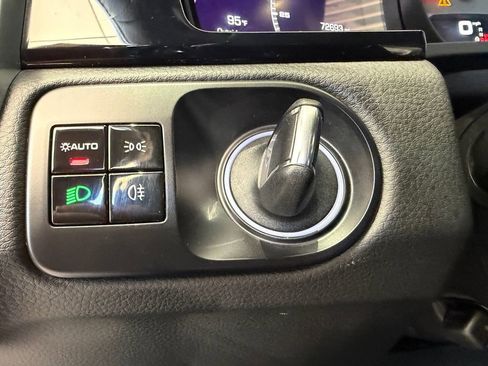 Certified 2021 Porsche Cayenne Coupe AWD/4WD image 29