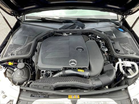 Used 2019 Mercedes-Benz C 300 Sedan image 32