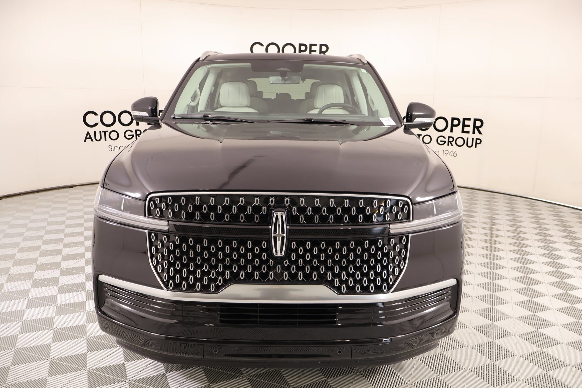 New 2025 Lincoln Navigator Reserve AWD/4WD image 10