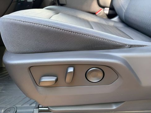 New 2026 Chevrolet Silverado 1500 Custom Trail Boss w/ Dark Appearance Package AWD/4WD image 16