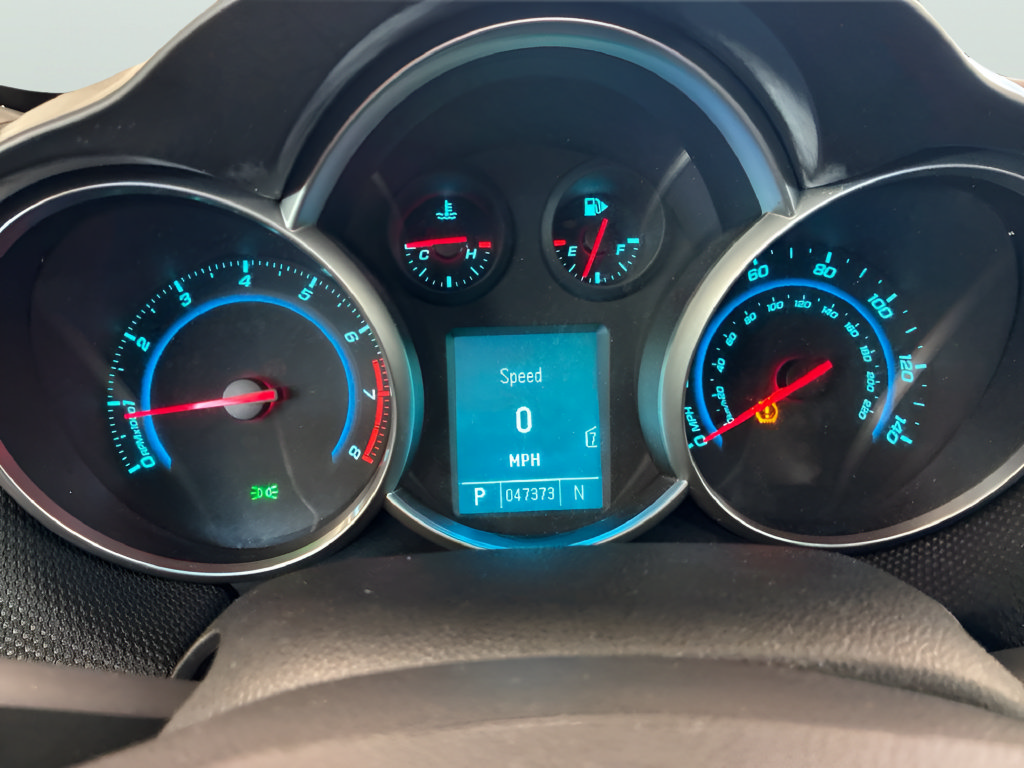 Used 2011 Chevrolet Cruze LT FWD image 21
