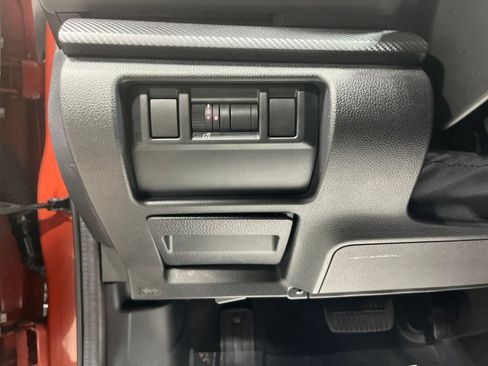 Certified 2024 Subaru Crosstrek 2.5i Limited w/ Crosstrek Mirror Package AWD/4WD image 15