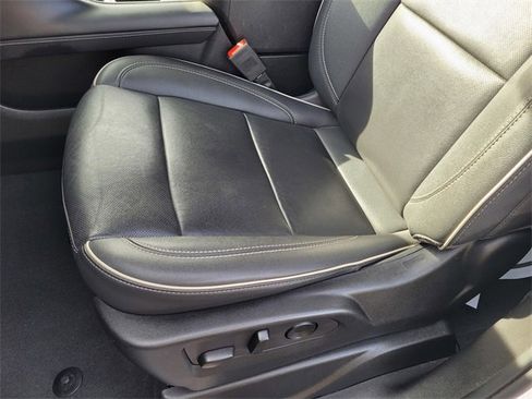 Used 2024 Chevrolet Tahoe Premier image 12