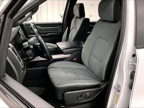 Used 2022 RAM 1500 Big Horn AWD/4WD image 23