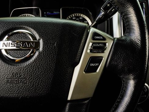Used 2019 Nissan Titan SL AWD/4WD image 29