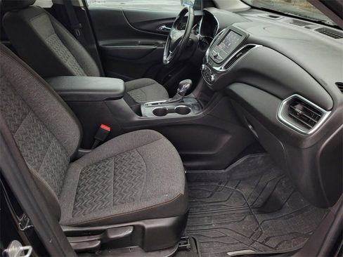 Certified 2024 Chevrolet Equinox LT w/ LPO, Floor Liner Package image 12