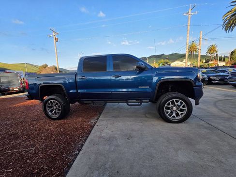 Used 2018 GMC Sierra 1500 SLE w/ SLE Value Package image 4