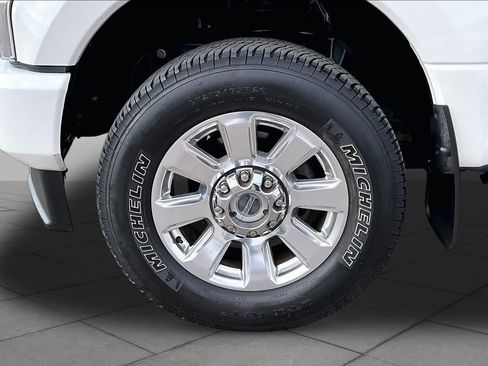 Used 2020 Ford F250 Platinum AWD/4WD image 11