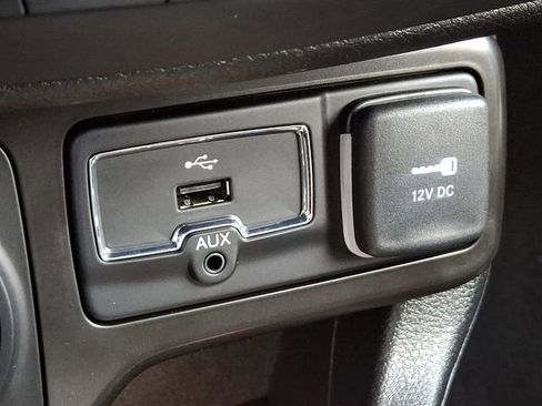 Used 2020 Jeep Renegade Limited AWD/4WD image 26