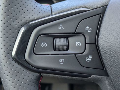 New 2026 Chevrolet Trax LT w/ Midnight Edition FWD image 16
