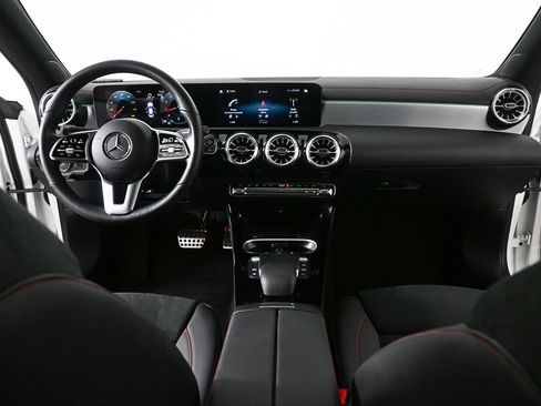 Certified 2023 Mercedes-Benz CLA 250 4MATIC image 17