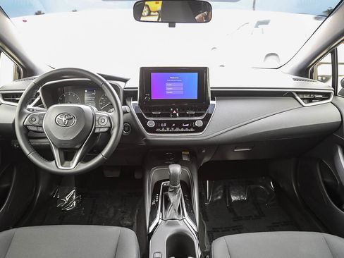 Used 2026 Toyota Corolla SE FWD image 12