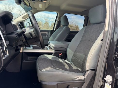 Used 2018 RAM 1500 Big Horn AWD/4WD image 23