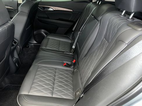 Certified 2023 Buick Envision Avenir image 22