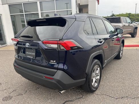 Used 2024 Toyota RAV4 XLE AWD/4WD image 12