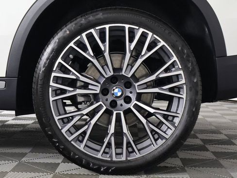 New 2026 BMW X5 xDrive40i AWD/4WD image 10
