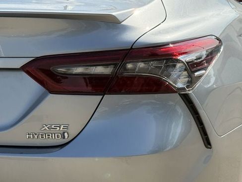 Used 2021 Toyota Camry XSE w/ Cold Weather Package FWD image 6