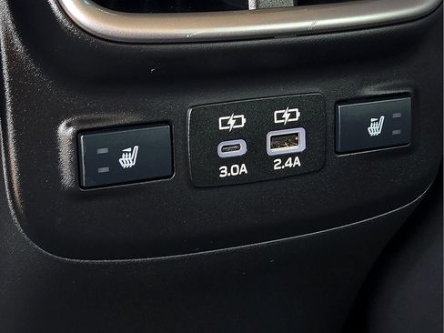 Used 2024 Subaru Outback Limited AWD/4WD image 11