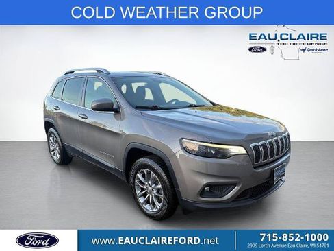 Used 2019 Jeep Cherokee Latitude Plus w/ Comfort/Convenience Group AWD/4WD image 1