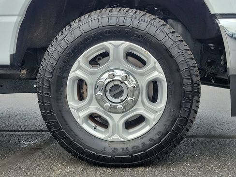 Certified 2026 Ford F250 XLT AWD/4WD image 9