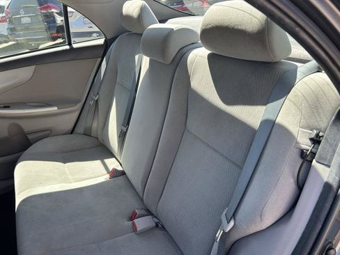 Used 2013 Toyota Corolla LE w/ Premium Pkg FWD image 15